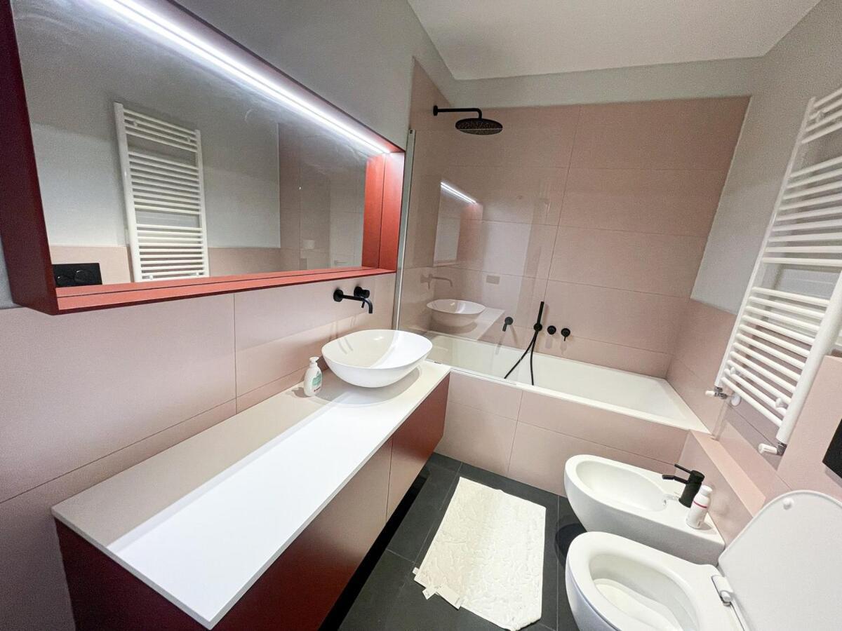 Luxury Penthouse - 5 Min To Duomo Mailand
