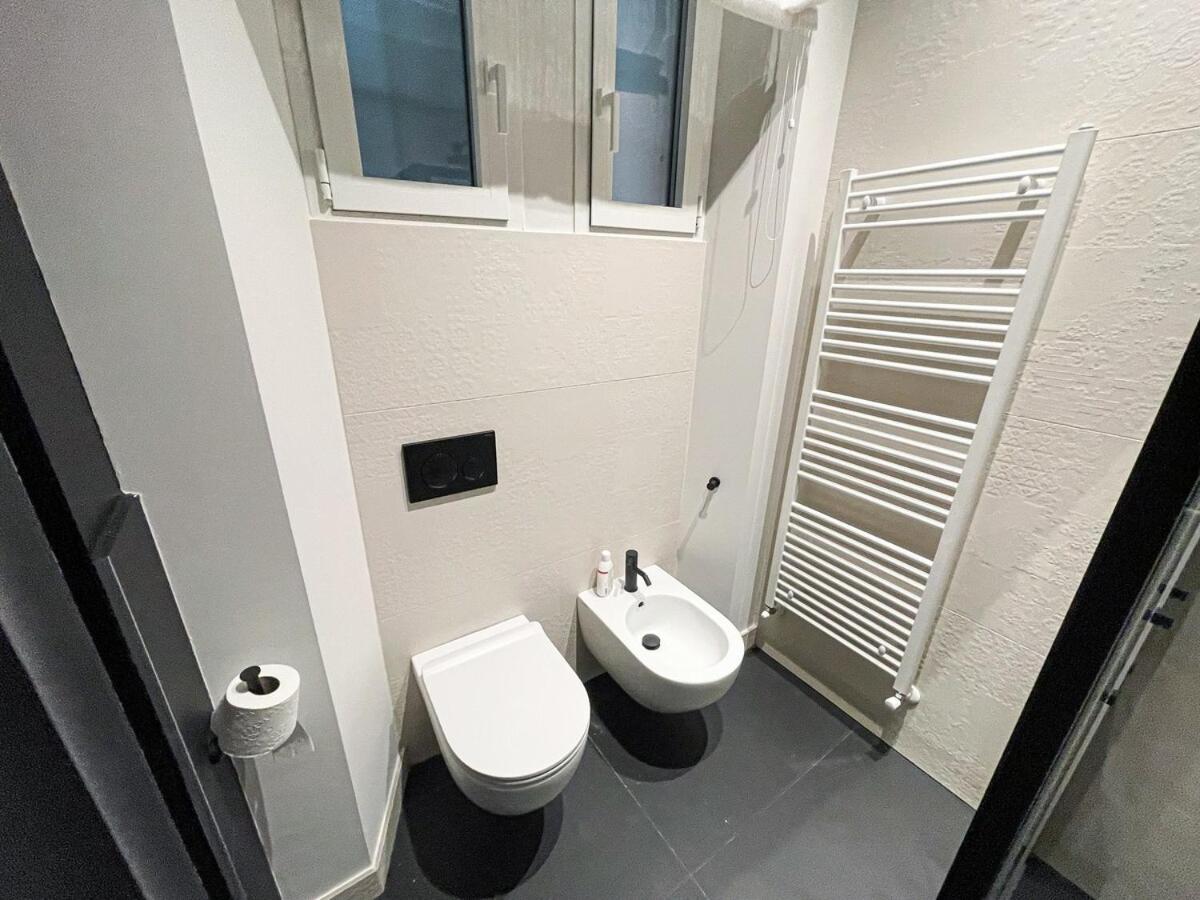 Luxury Penthouse - 5 Min To Duomo *