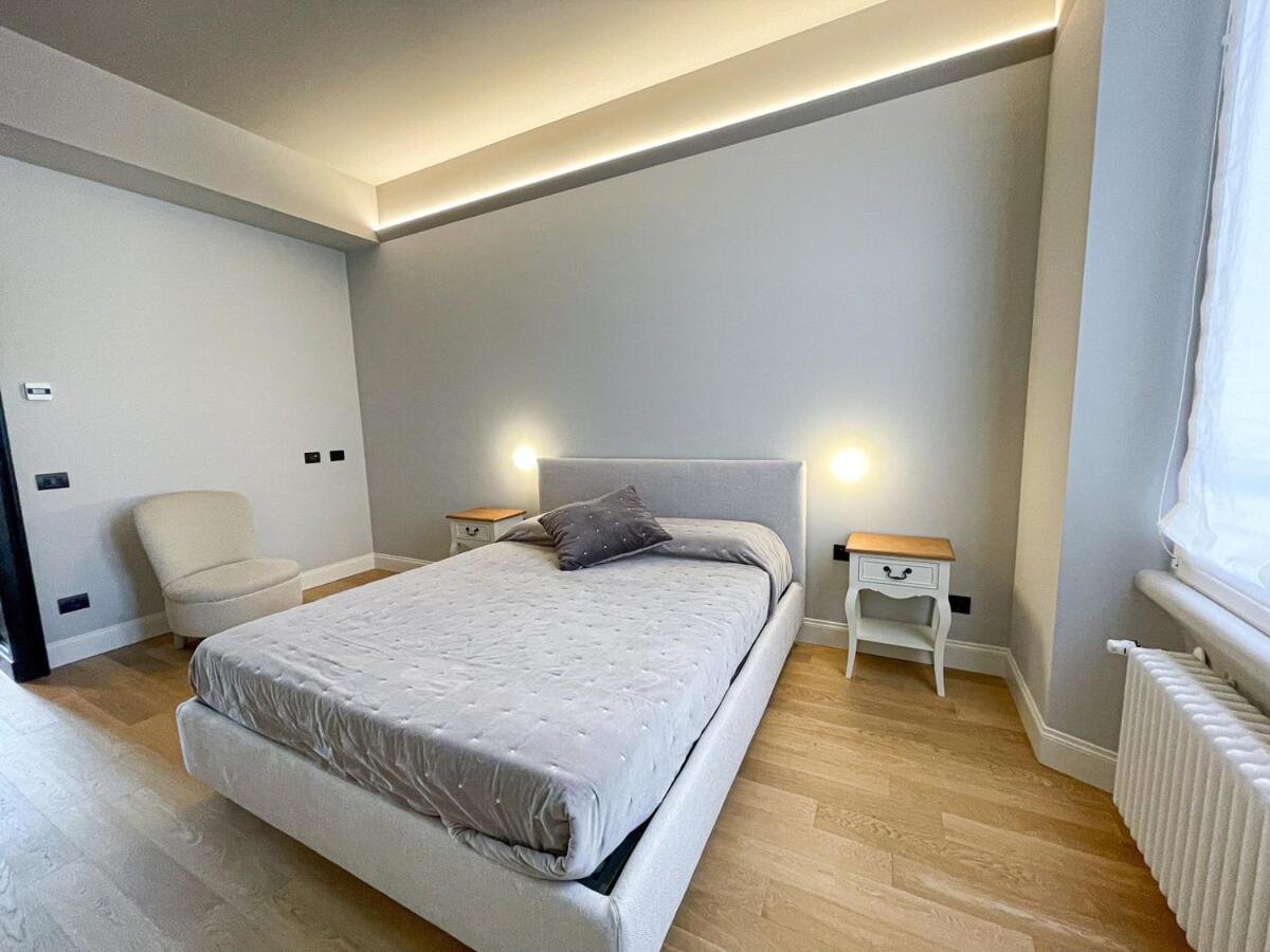 Luxury Penthouse - 5 Min To Duomo