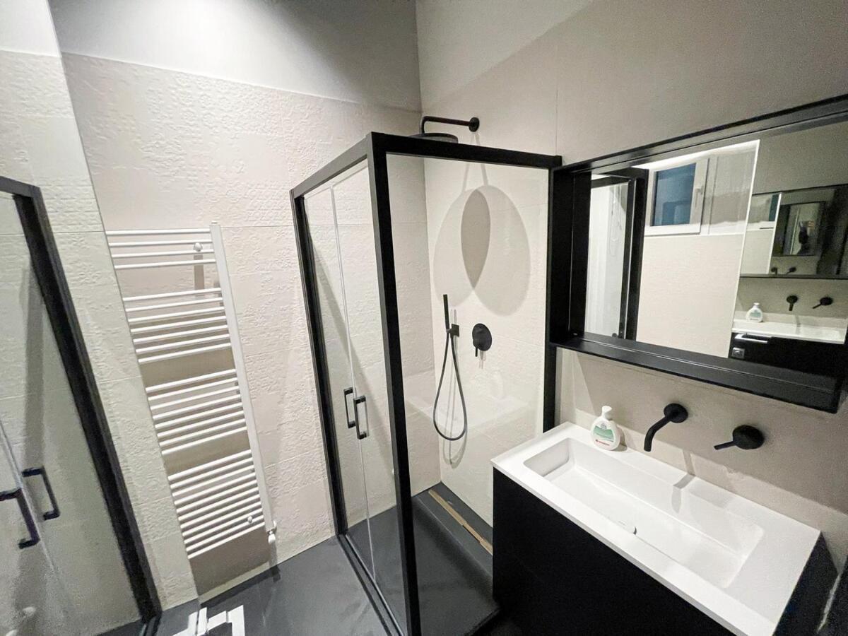 Luxury Penthouse - 5 Min To Duomo Apartment